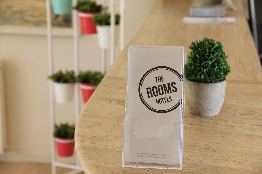 R+ Hotel By Rooms เซสเม ภายนอก รูปภาพ