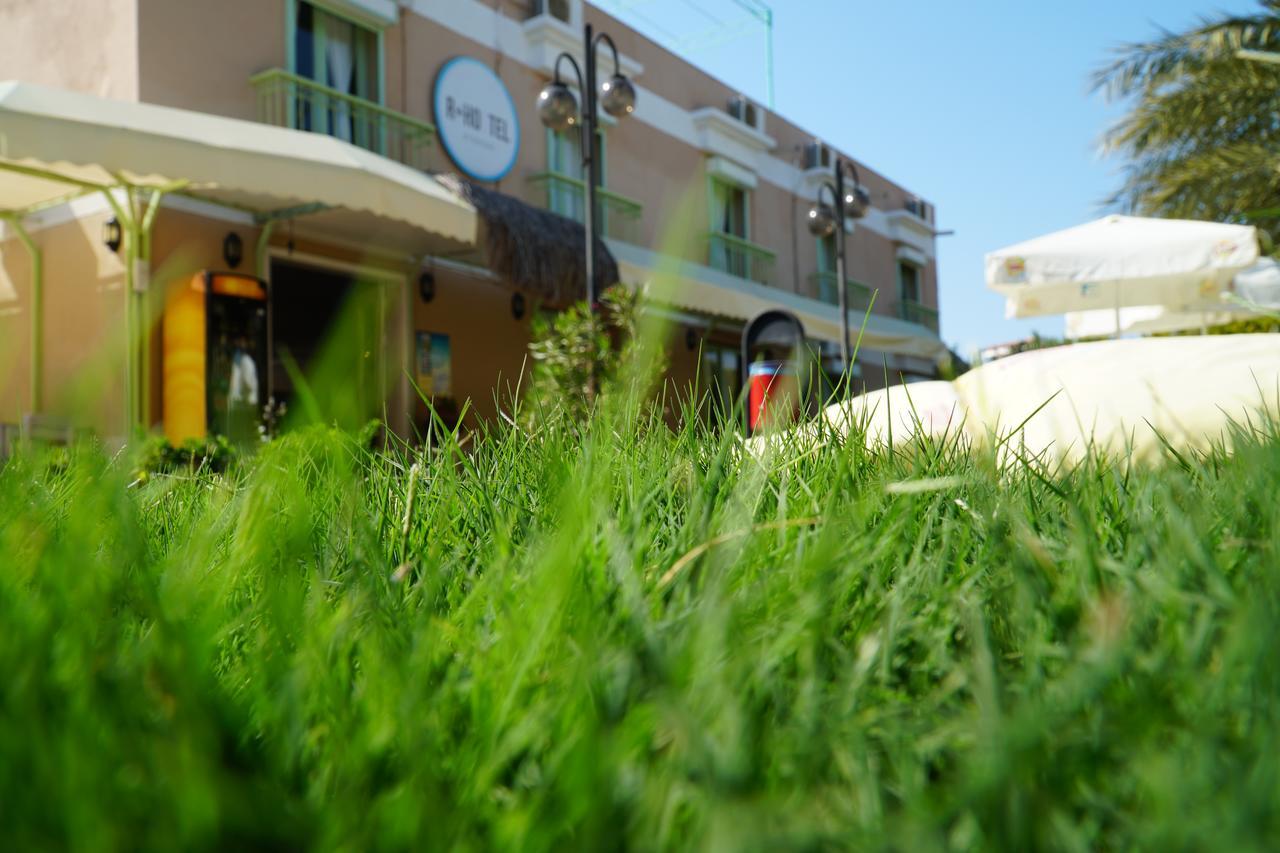 R+ Hotel By Rooms เซสเม ภายนอก รูปภาพ