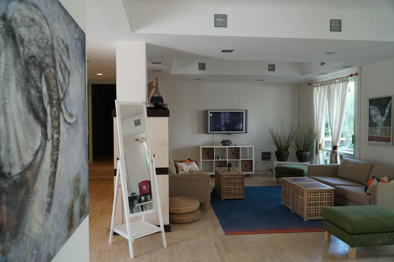 R+ Hotel By Rooms เซสเม ภายนอก รูปภาพ